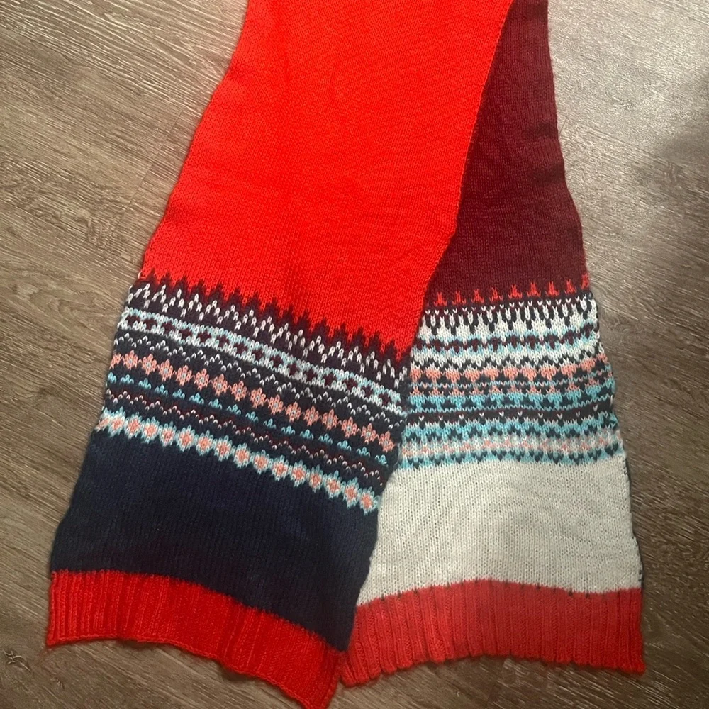 Gap Red and Blue Fair Isle Oversized Chunky Snowflake‎ Acrylic Mohair Scarf